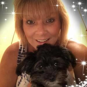 Meet your Posher, Michele